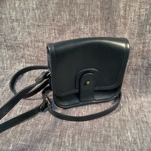 Michael Green mini crossbody leather purse